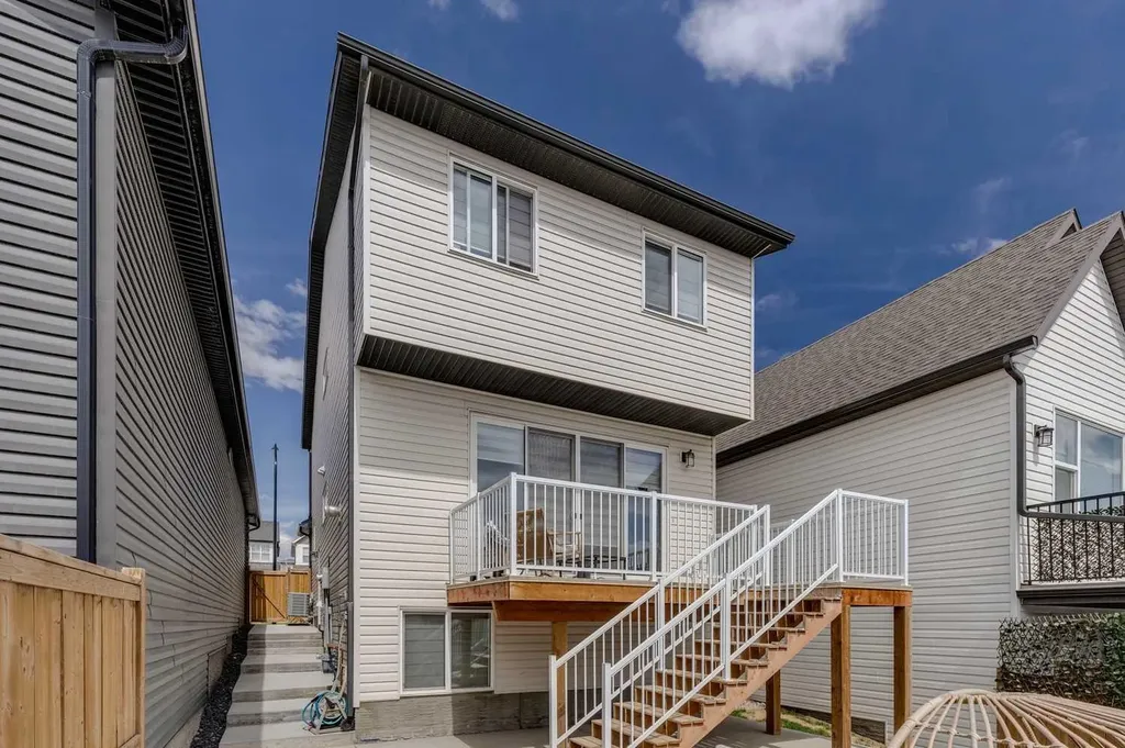 99 Haskayne Drive NW Calgary AB T3L 0H1