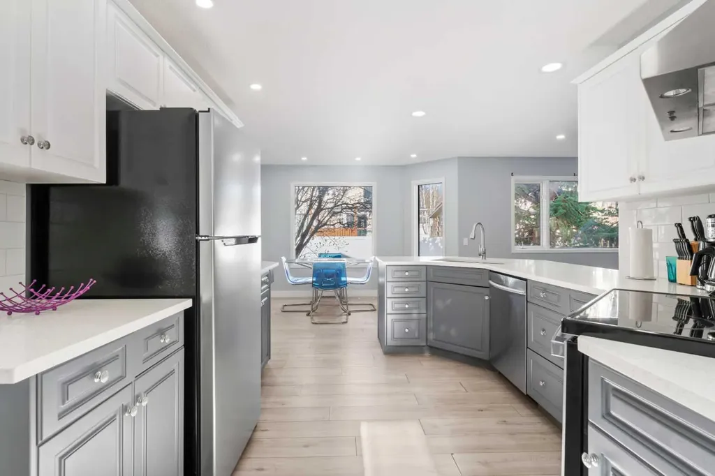 48 Douglas Park Boulevard SE Calgary AB T2Z 2B1