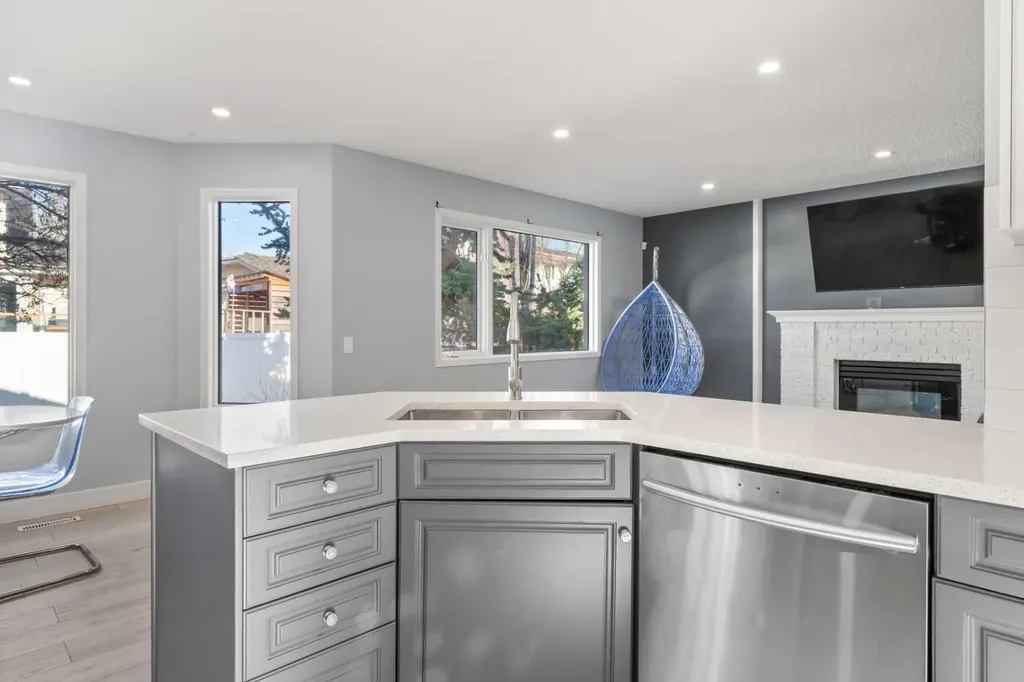 48 Douglas Park Boulevard SE Calgary AB T2Z 2B1