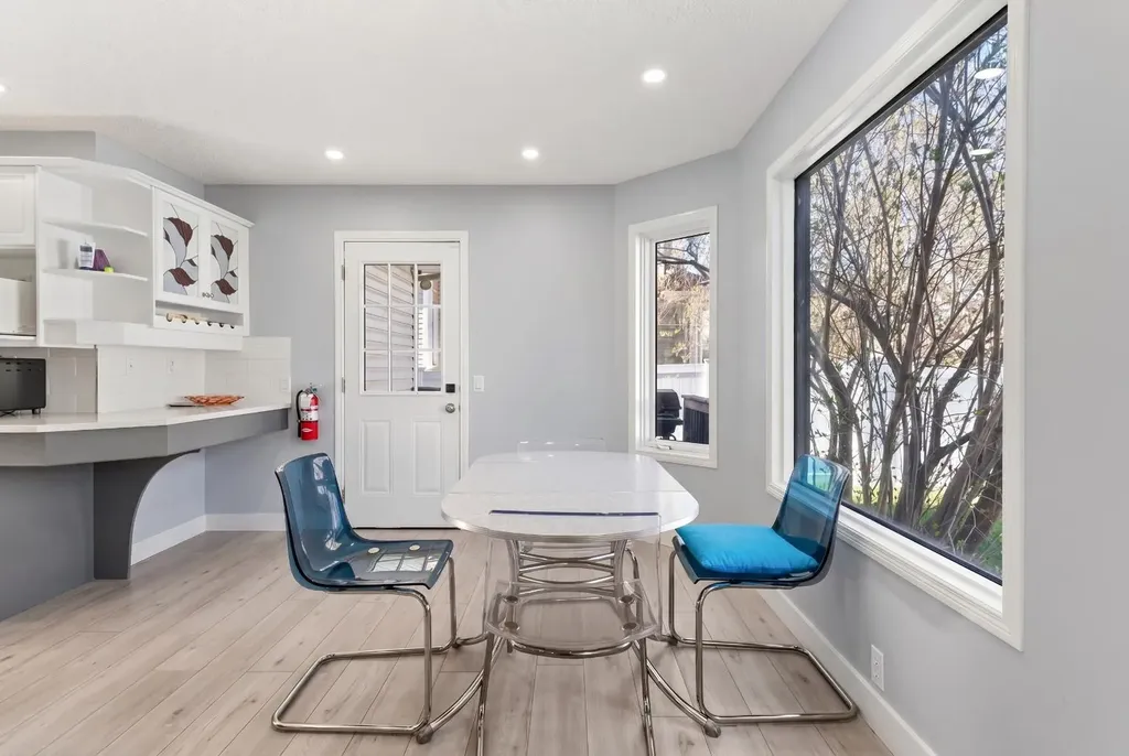 48 Douglas Park Boulevard SE Calgary AB T2Z 2B1
