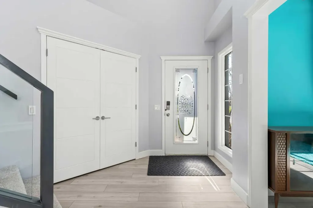 48 Douglas Park Boulevard SE Calgary AB T2Z 2B1