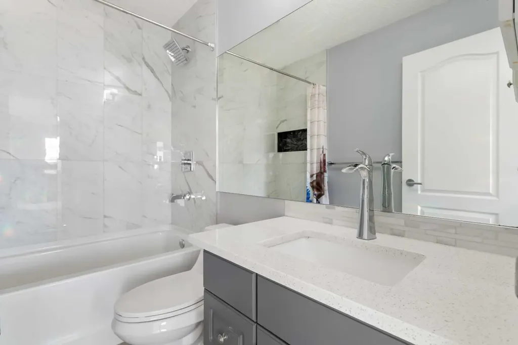 48 Douglas Park Boulevard SE Calgary AB T2Z 2B1