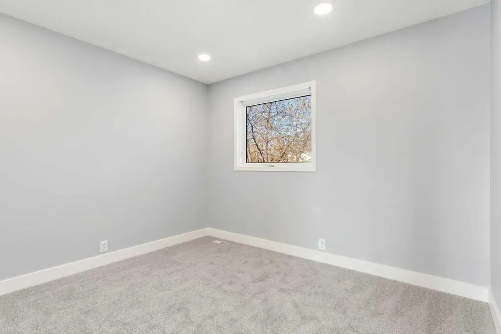 48 Douglas Park Boulevard SE Calgary AB T2Z 2B1