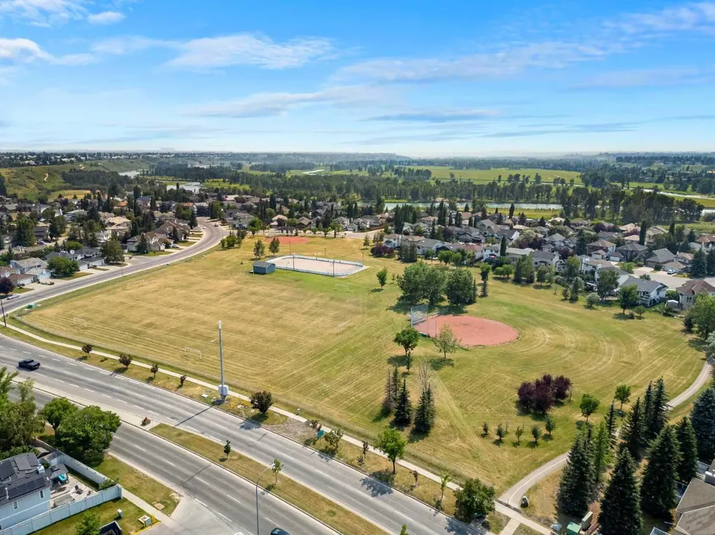 48 Douglas Park Boulevard SE Calgary AB T2Z 2B1