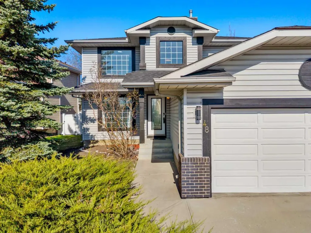 48 Douglas Park Boulevard SE Calgary AB T2Z 2B1