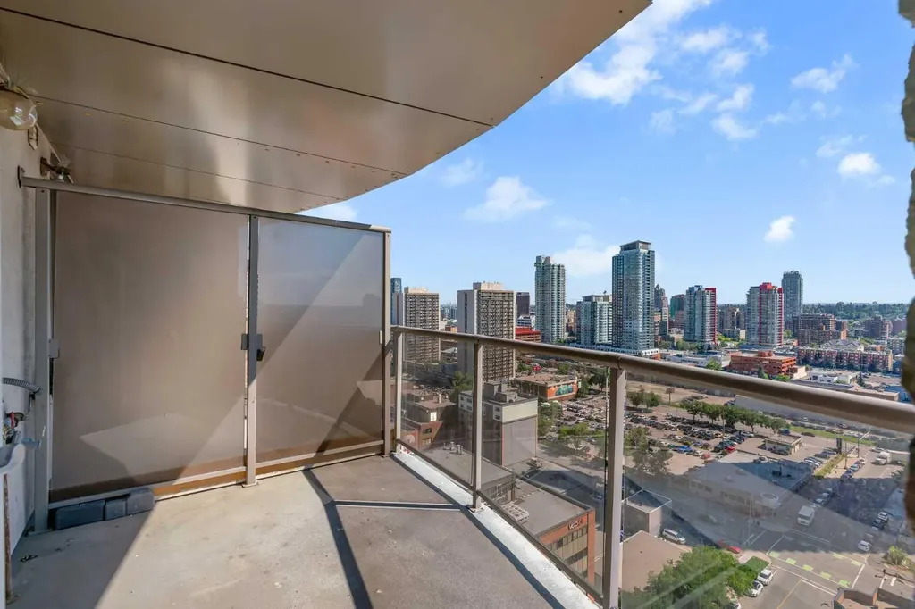 683 10 Street SW Calgary AB T2P 5H3