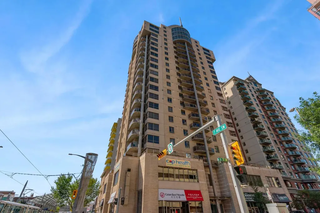 683 10 Street SW Calgary AB T2P 5H3