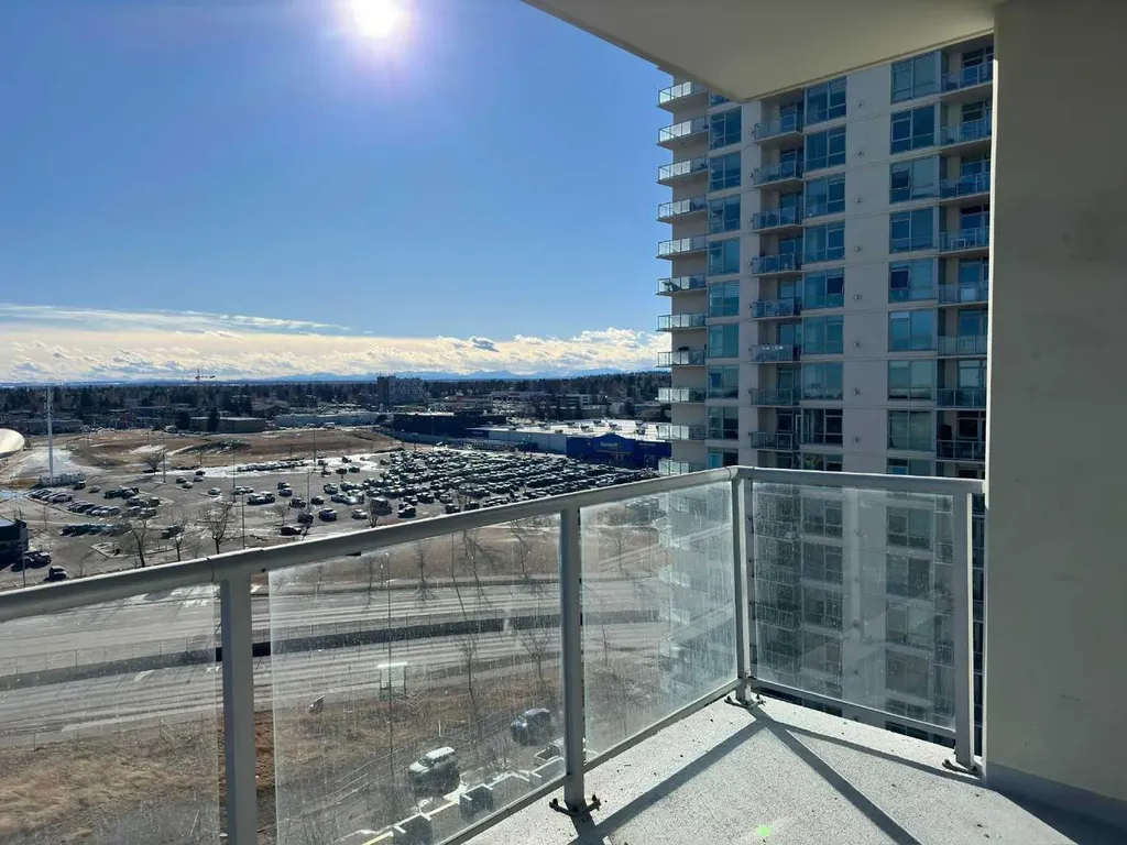 99 Spruce Place SW Calgary AB t3c3x7