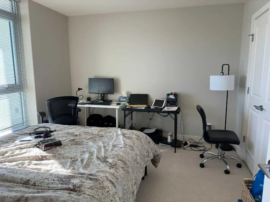 99 Spruce Place SW Calgary AB t3c3x7