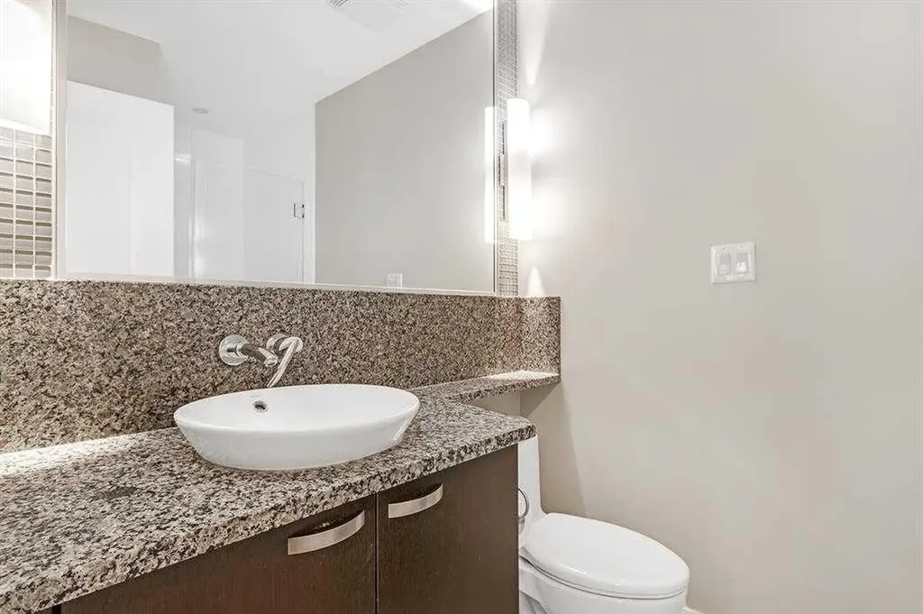 99 Spruce Place SW Calgary AB t3c3x7