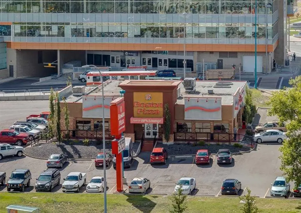 99 Spruce Place SW Calgary AB t3c3x7