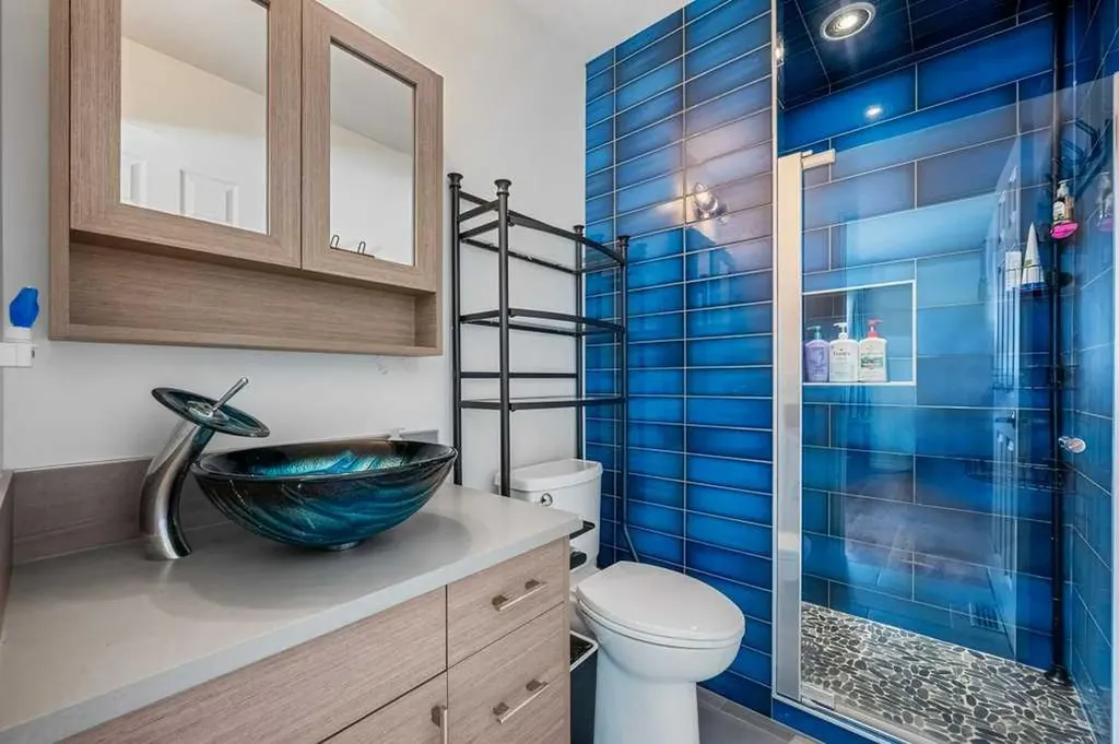 6108 Dalcastle Link NW Calgary AB T3A 2P5