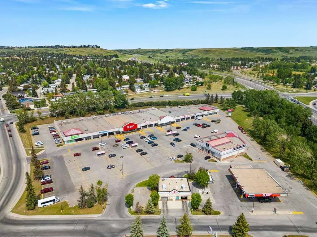 6108 Dalcastle Link NW Calgary AB T3A 2P5