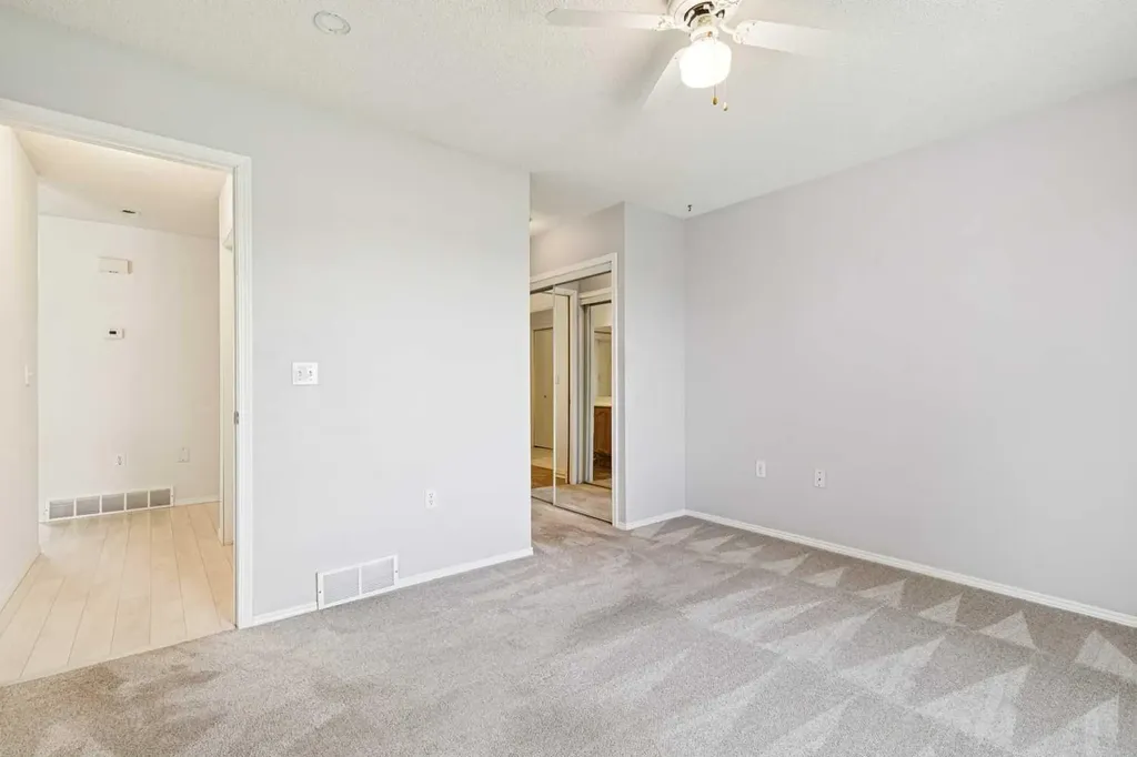 105 Elm Place Okotoks AB T1S 1Y9