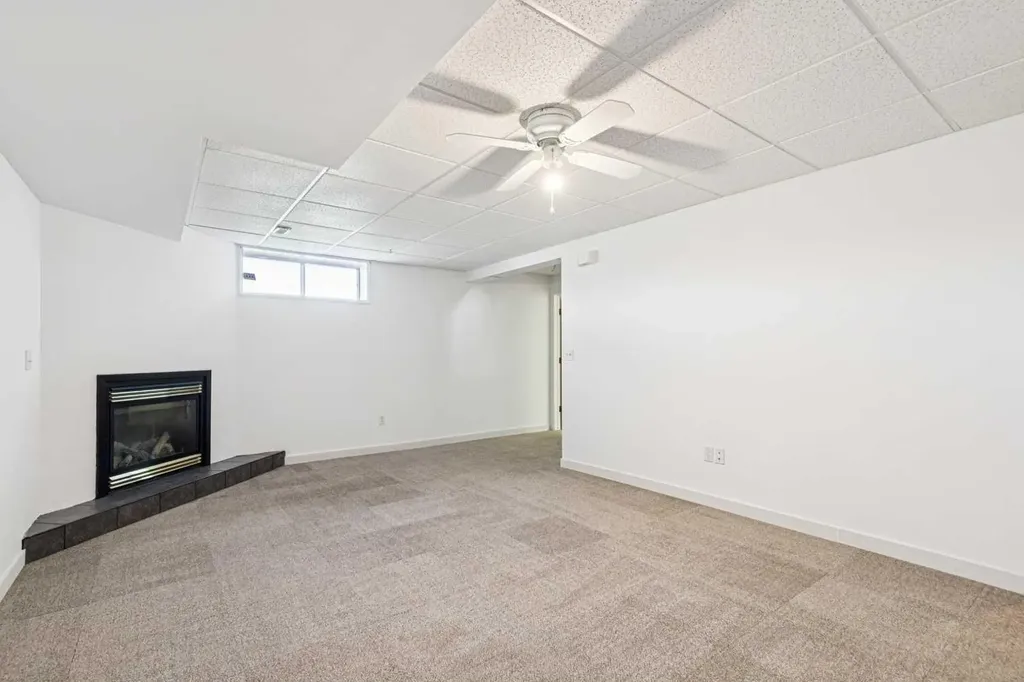 105 Elm Place Okotoks AB T1S 1Y9