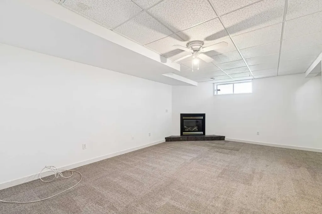 105 Elm Place Okotoks AB T1S 1Y9