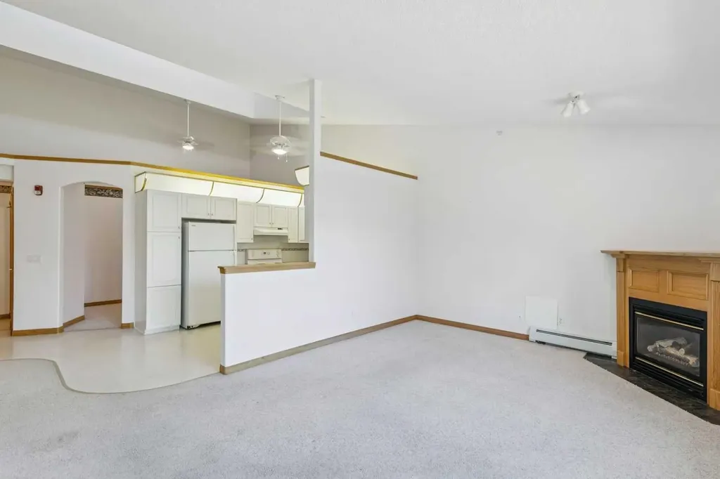 6868 Sierra Morena Boulevard SW Calgary AB T3H 3R6