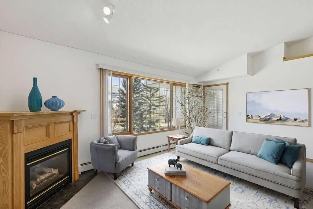 6868 Sierra Morena Boulevard SW Calgary AB T3H 3R6