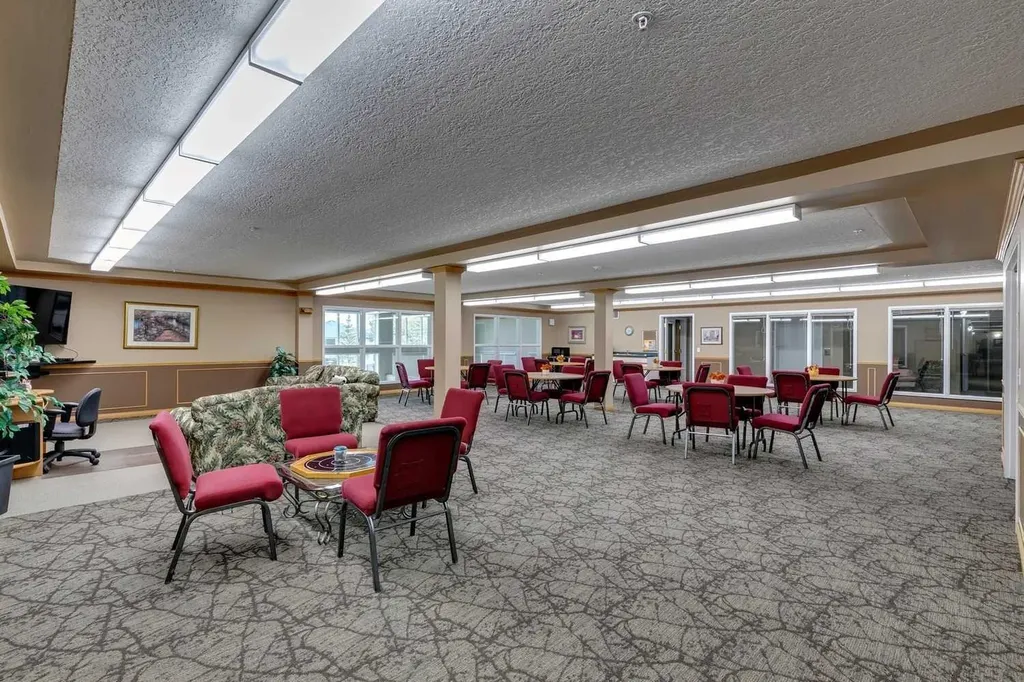 6868 Sierra Morena Boulevard SW Calgary AB T3H 3R6