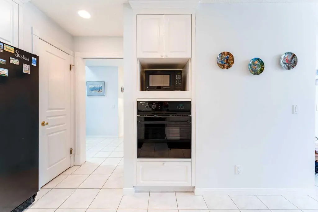 8 Prominence Path SW Calgary AB T3H 2W7