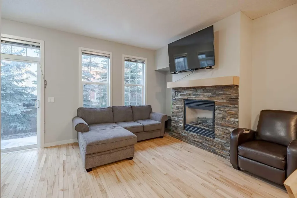 155 Silverado Skies Link SW Calgary AB T2X0K7