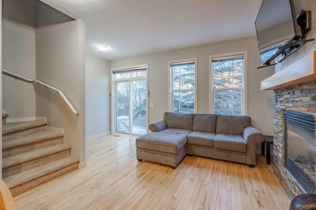155 Silverado Skies Link SW Calgary AB T2X0K7