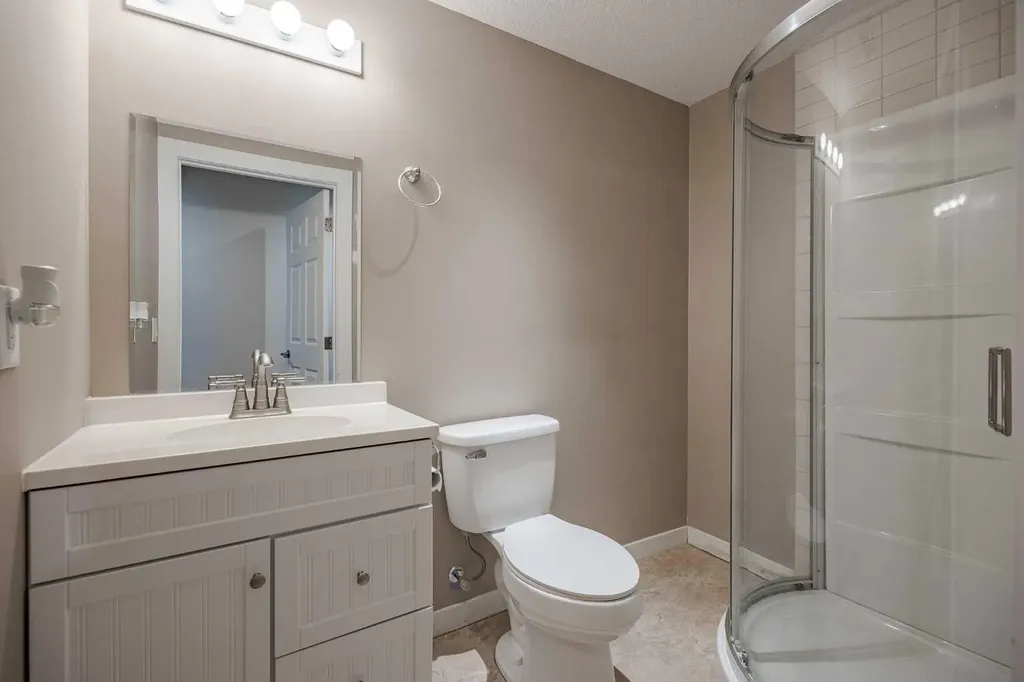 155 Silverado Skies Link SW Calgary AB T2X0K7