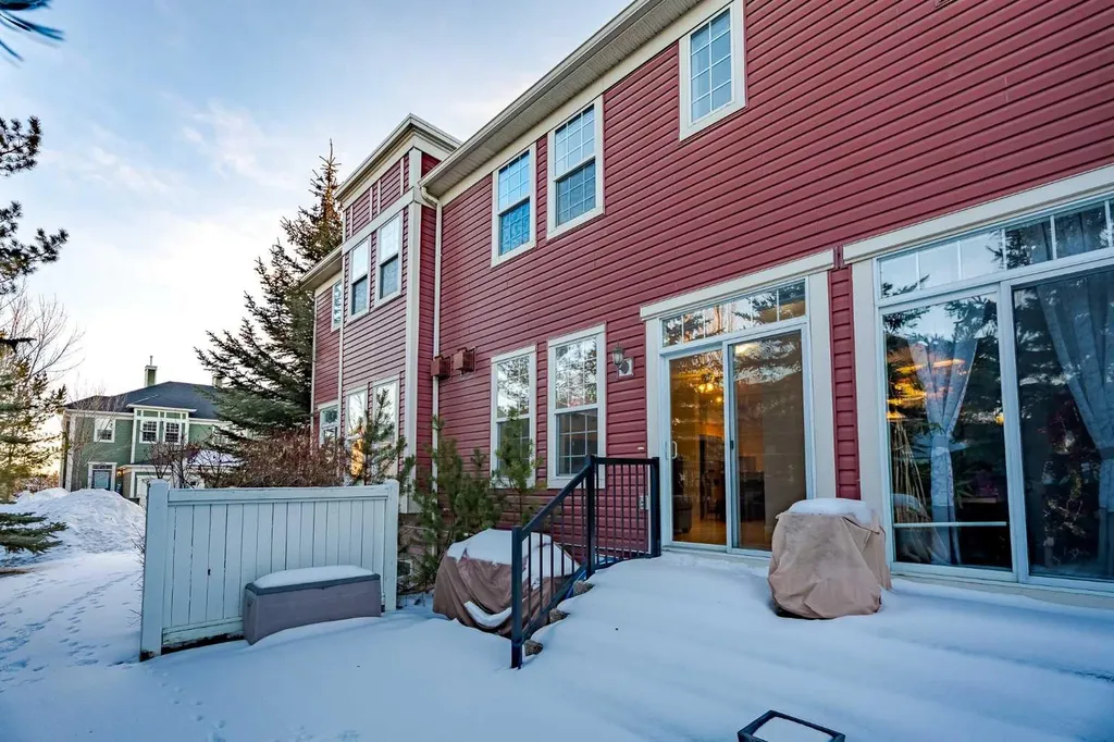 155 Silverado Skies Link SW Calgary AB T2X0K7