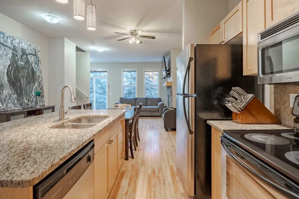 155 Silverado Skies Link SW Calgary AB T2X0K7
