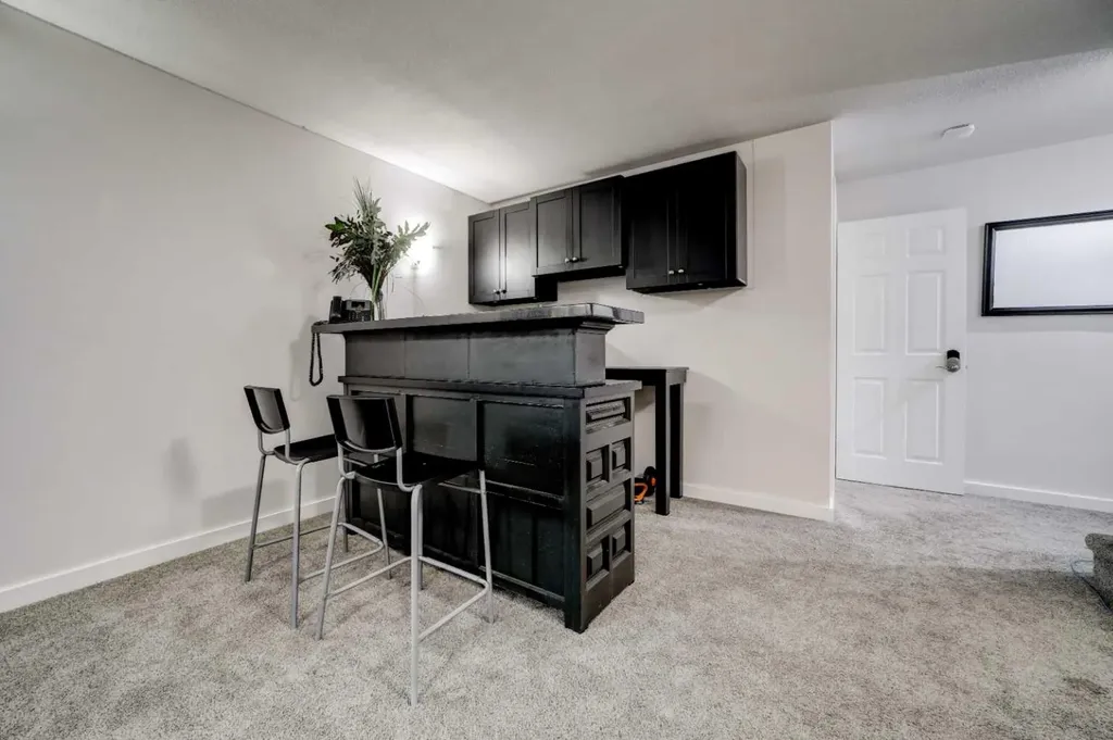 419 Kenex Place Nobleford AB T0L 1S0