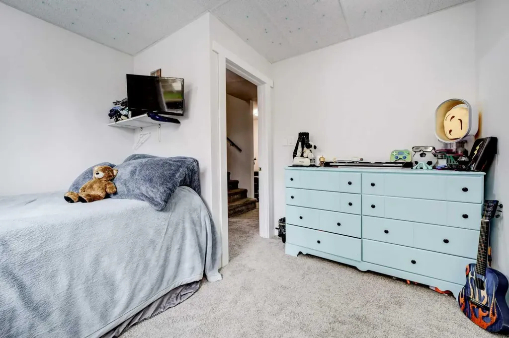 419 Kenex Place Nobleford AB T0L 1S0