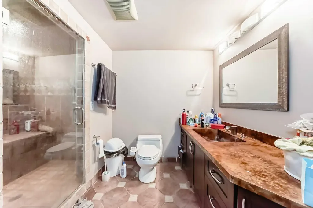 602 Wentworth Place SW Calgary AB T3H 4N8