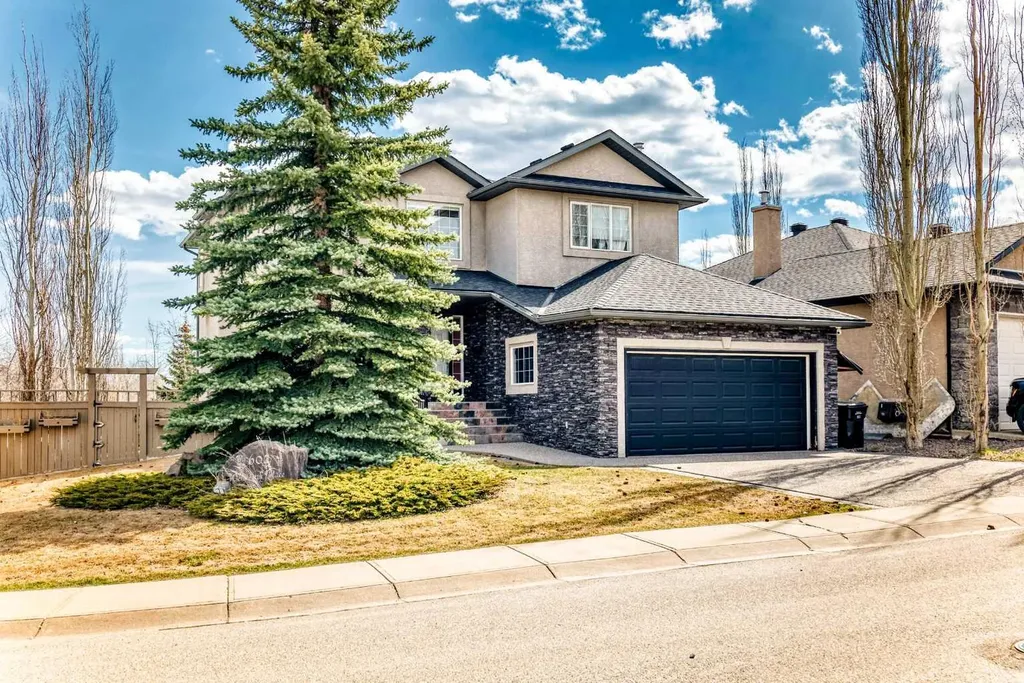 602 Wentworth Place SW Calgary AB T3H 4N8