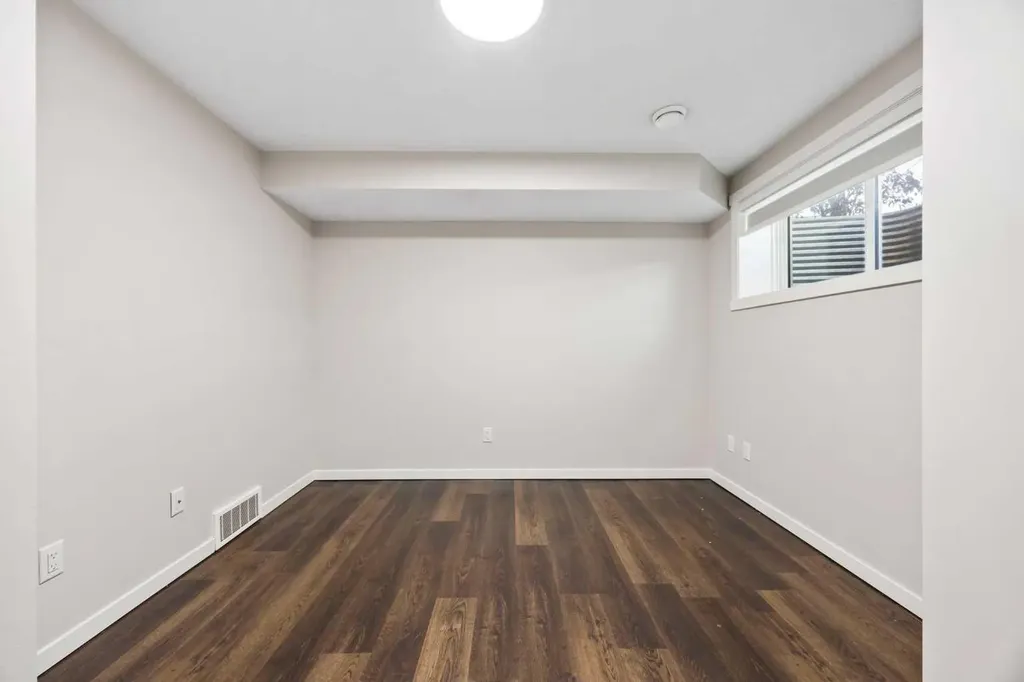 7451 Falconridge Boulevard NE Calgary AB T3J0Z8