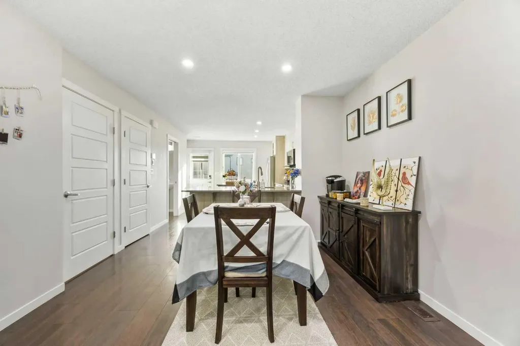7451 Falconridge Boulevard NE Calgary AB T3J0Z8