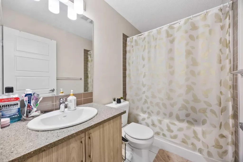 7451 Falconridge Boulevard NE Calgary AB T3J0Z8