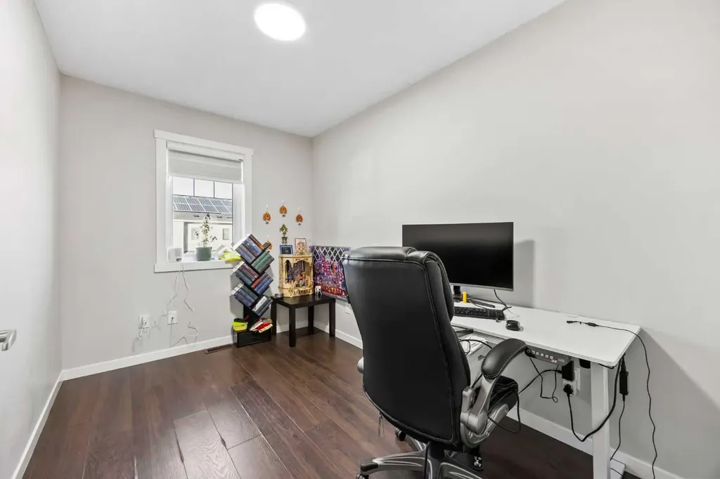 7451 Falconridge Boulevard NE Calgary AB T3J0Z8