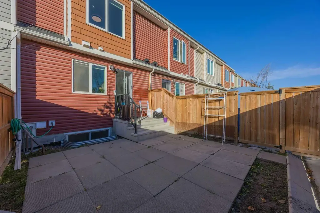 7451 Falconridge Boulevard NE Calgary AB T3J0Z8