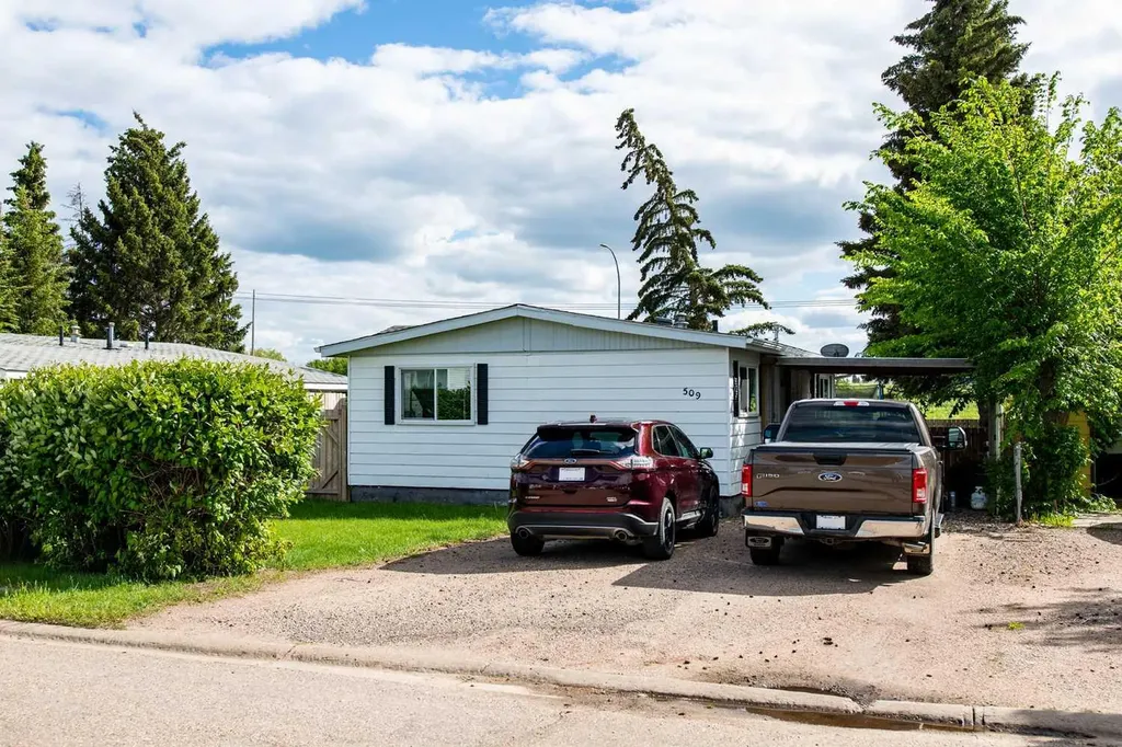 509 2 Avenue Crescent Wainwright AB T9W 1A3