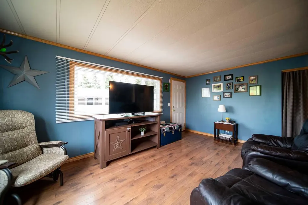 509 2 Avenue Crescent Wainwright AB T9W 1A3