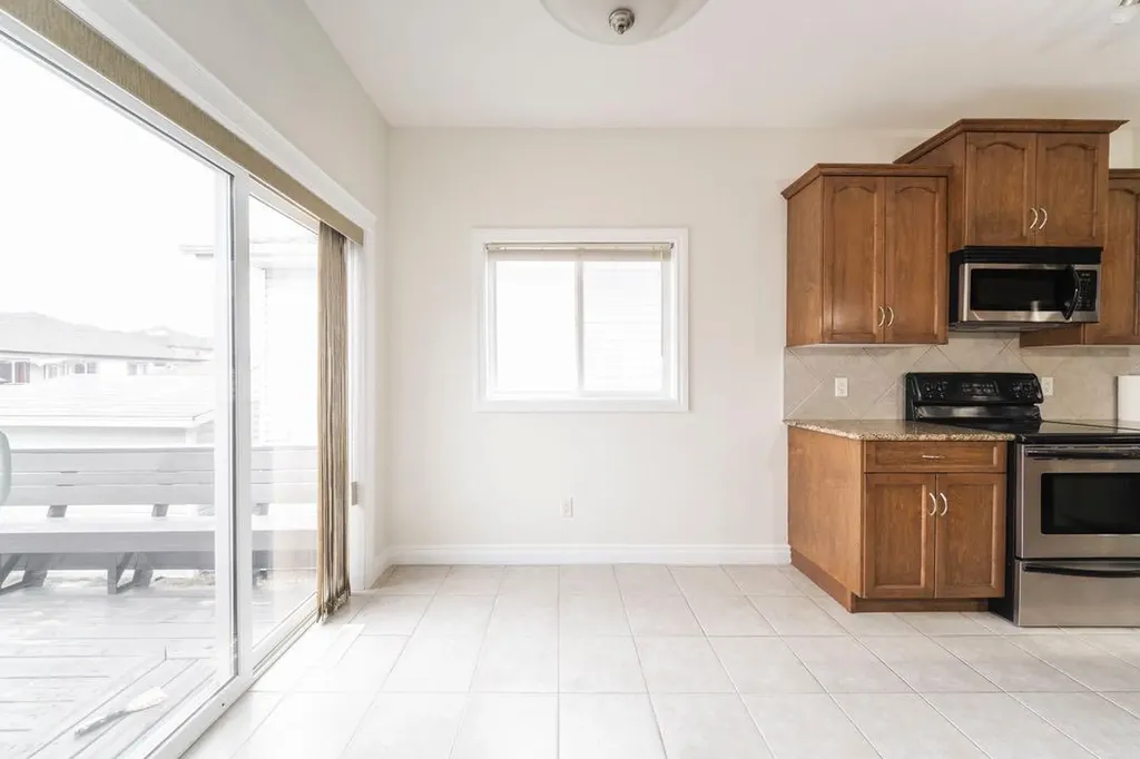274 Thrush Street Fort Mcmurray AB T9K0L8