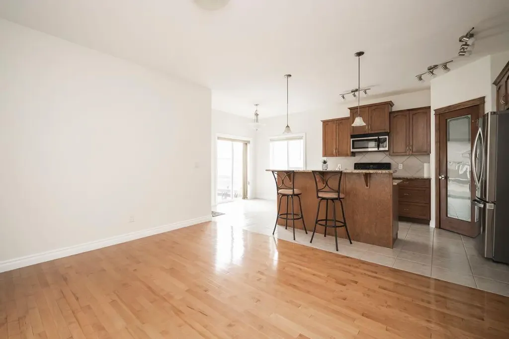 274 Thrush Street Fort Mcmurray AB T9K0L8