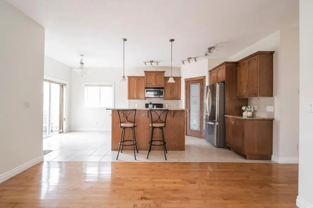 274 Thrush Street Fort Mcmurray AB T9K0L8