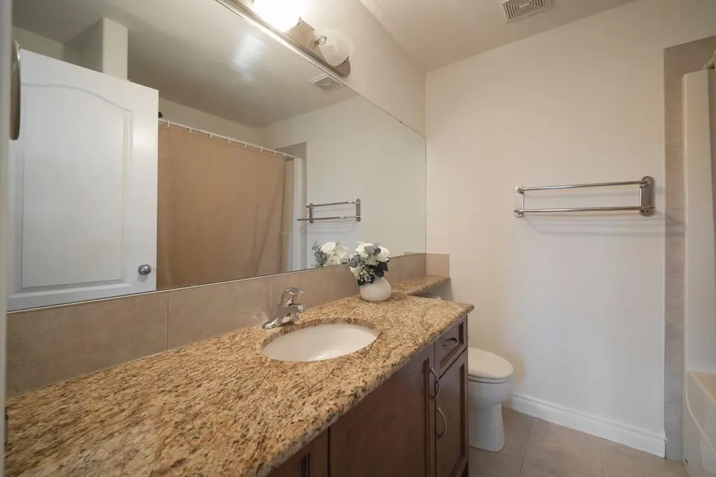 274 Thrush Street Fort Mcmurray AB T9K0L8