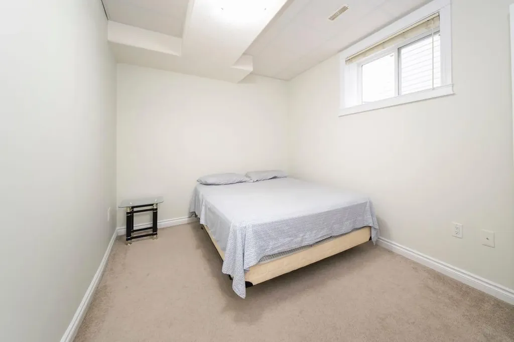 274 Thrush Street Fort Mcmurray AB T9K0L8