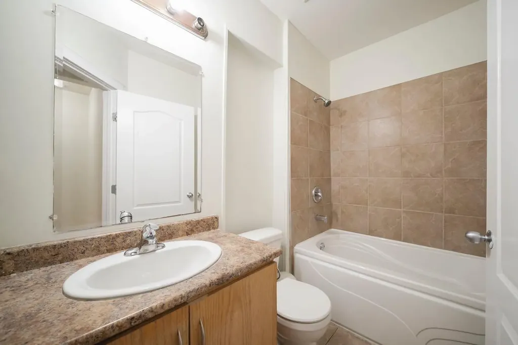 274 Thrush Street Fort Mcmurray AB T9K0L8