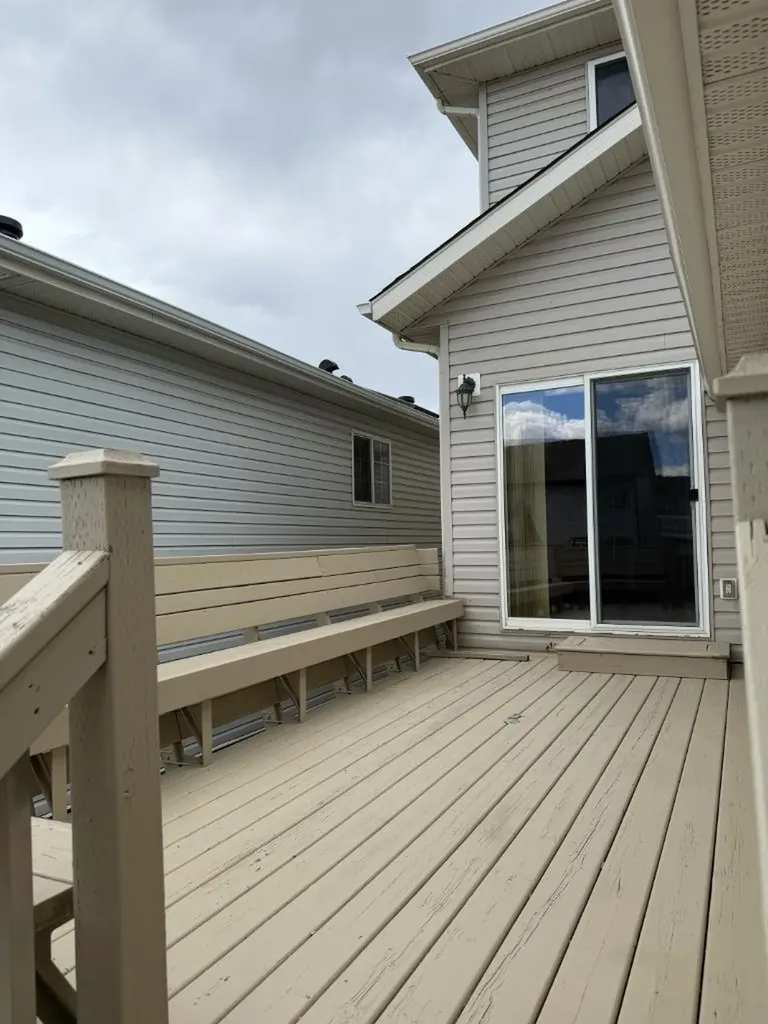 274 Thrush Street Fort Mcmurray AB T9K0L8