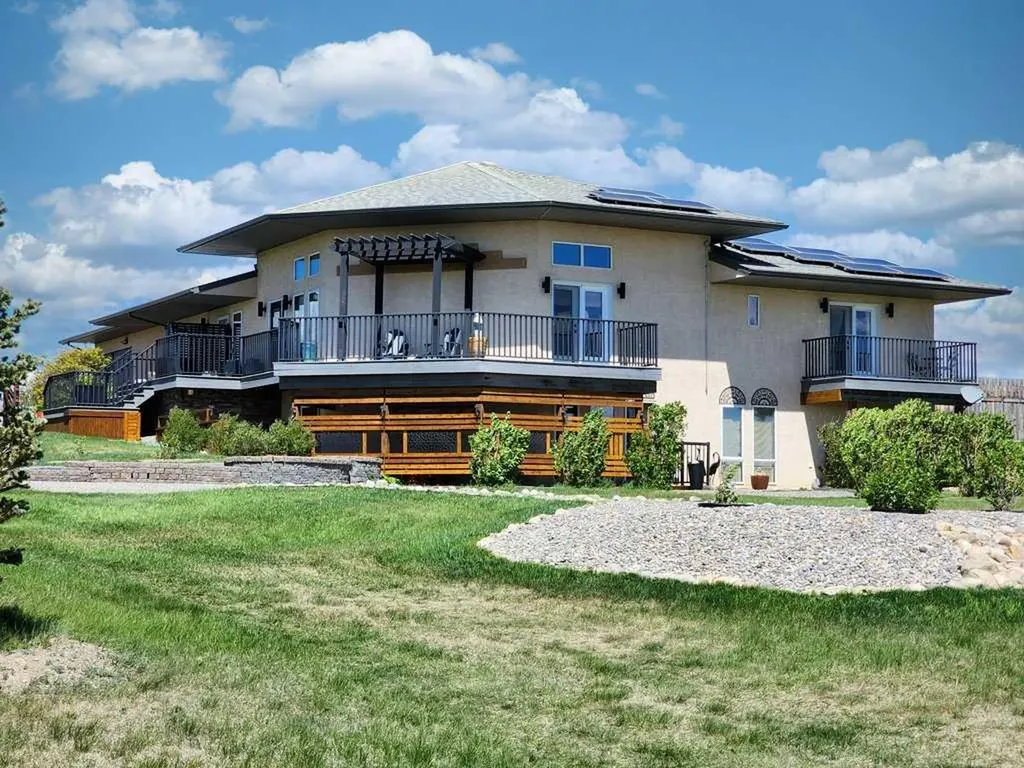 20 Deer Path Meadow Fort Macleod AB T0L 0Z0
