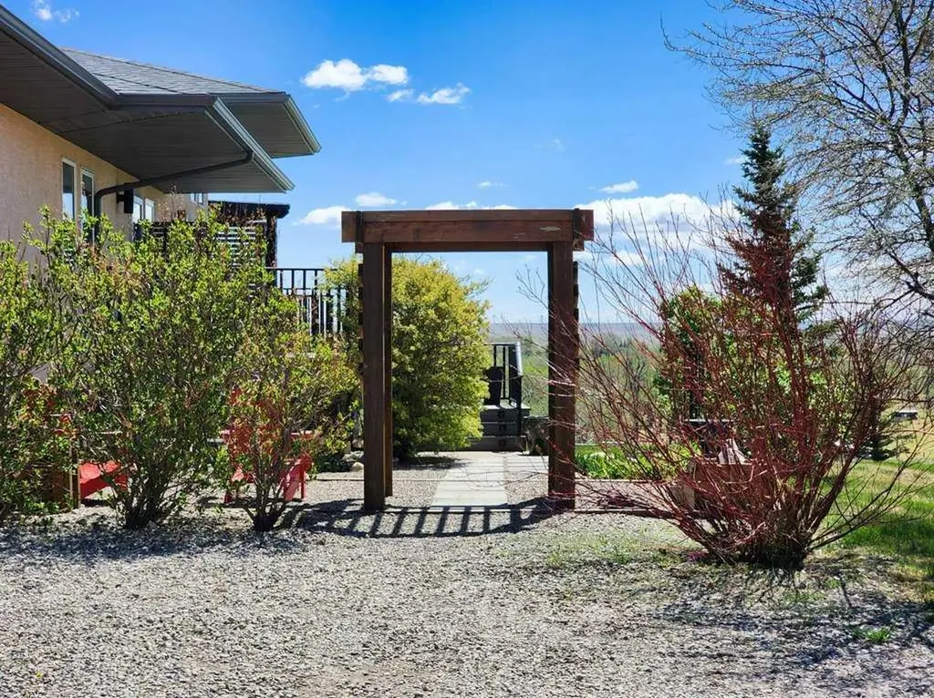 20 Deer Path Meadow Fort Macleod AB T0L 0Z0