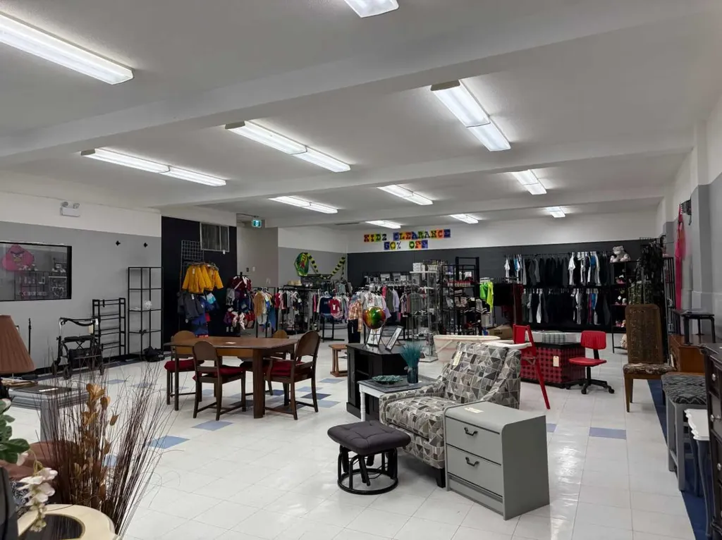 5004 51 Avenue Ponoka AB T4J 1R7